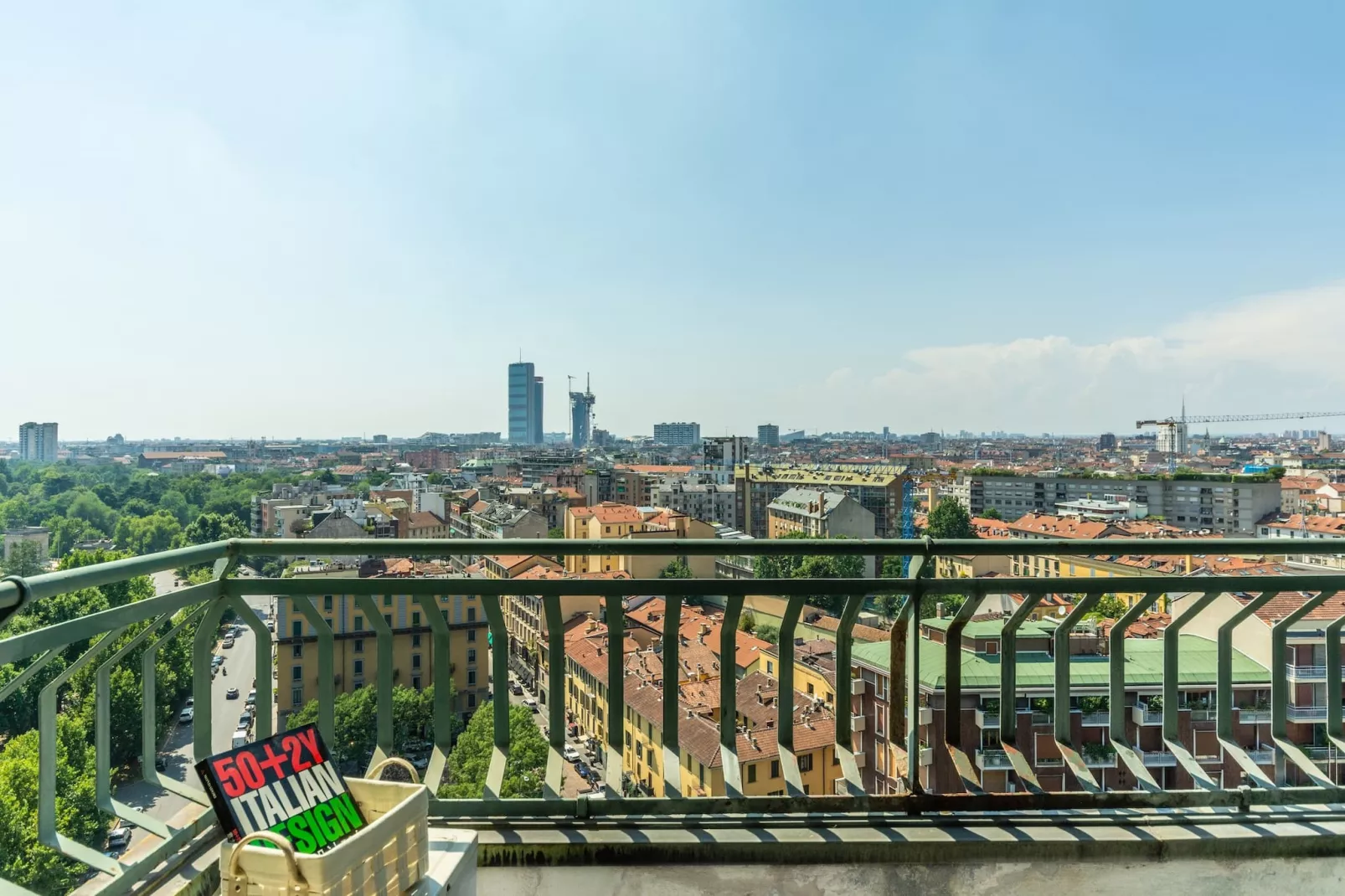 CENTRO Piazzale Biancamano - Luminoso bilocale in-Niet-getagd