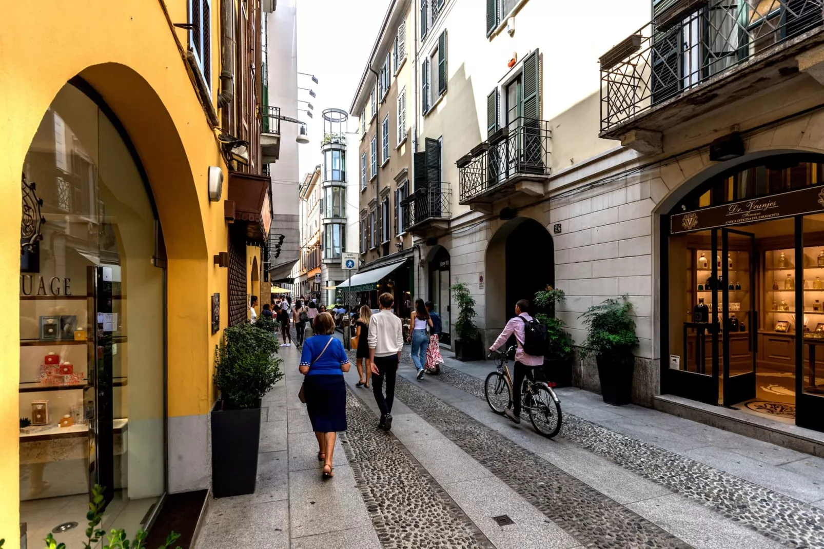 CENTRO Vicolo Fiori - Modern split-level apartment-Niet-getagd