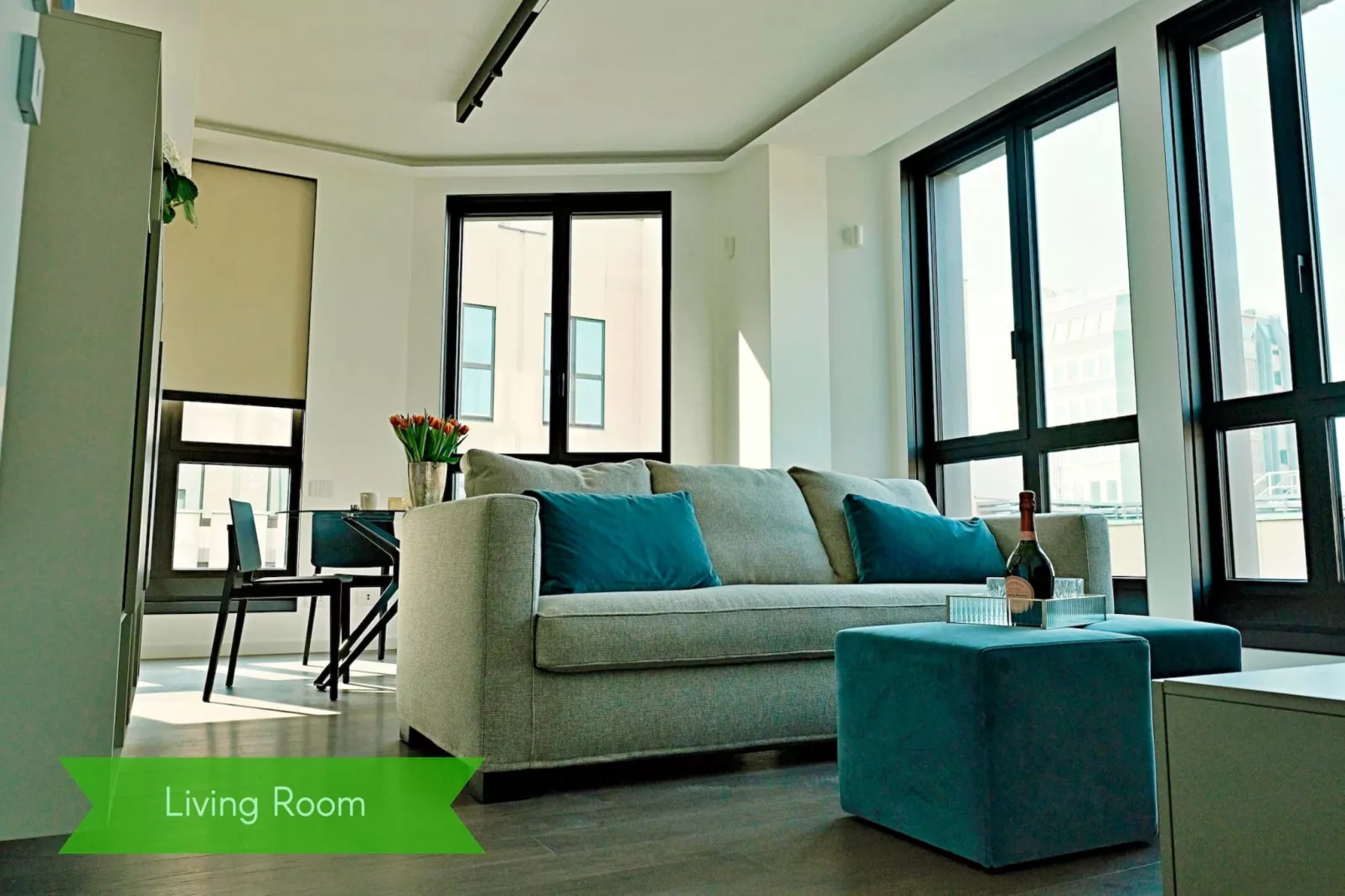 CENTRO San Babila  - Central Tower apartment w/ter-Niet-getagd