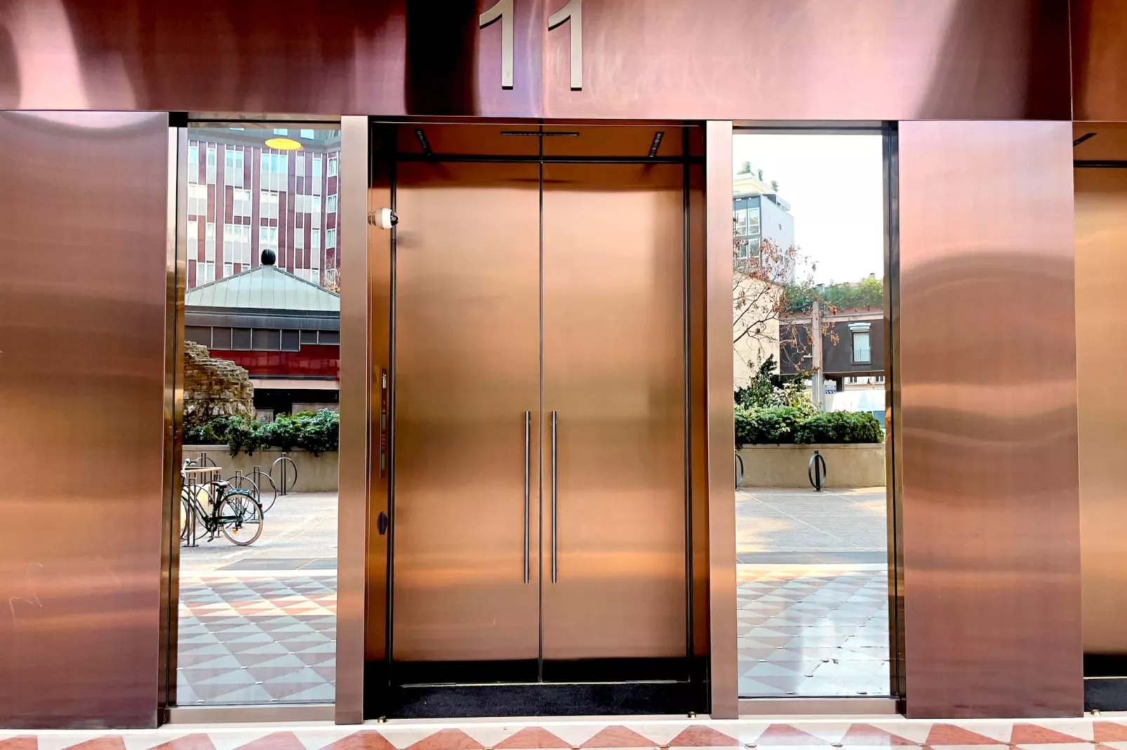 CENTRO San Babila  - Central Tower apartment w/ter-Niet-getagd