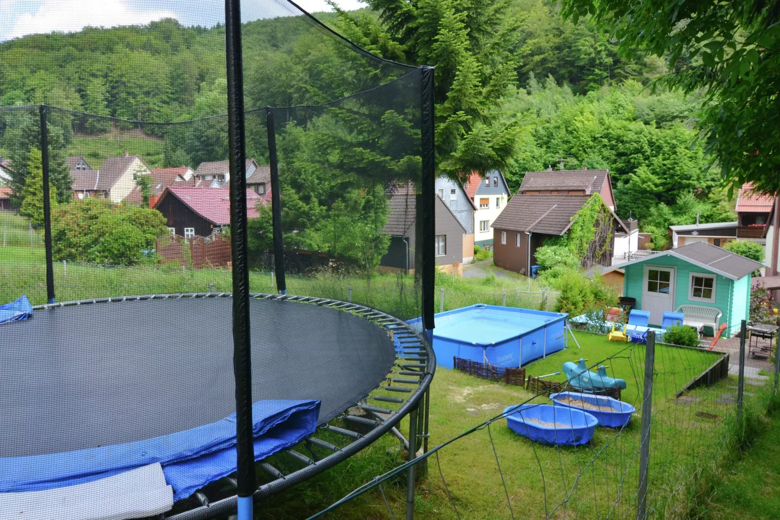 Am Bergflüsschen-Tuinen zomer