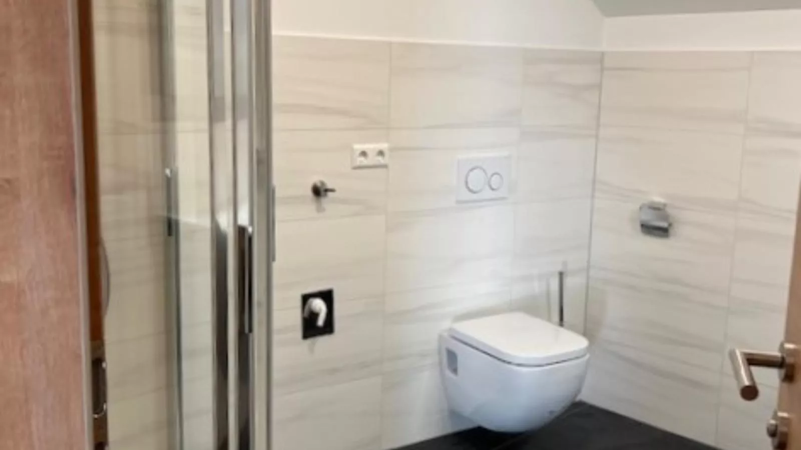 Murleben Top 09-Badkamer