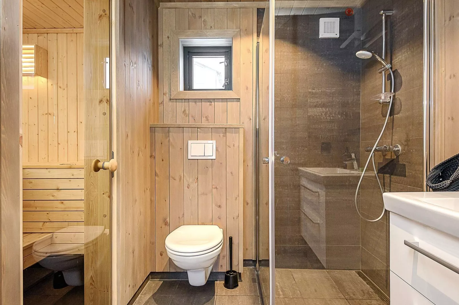 Stijlvolle Cabin Retreat in Varden-By Traum-Sauna