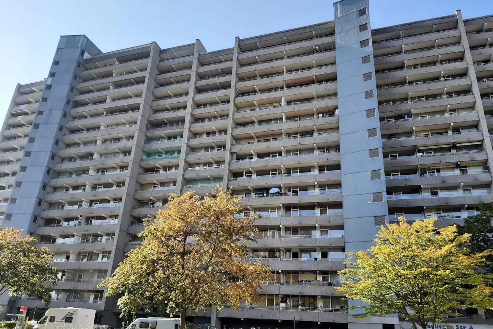 Ferienwohnung Messe Neuss Rheinpark-Center-Buitenkant zomer