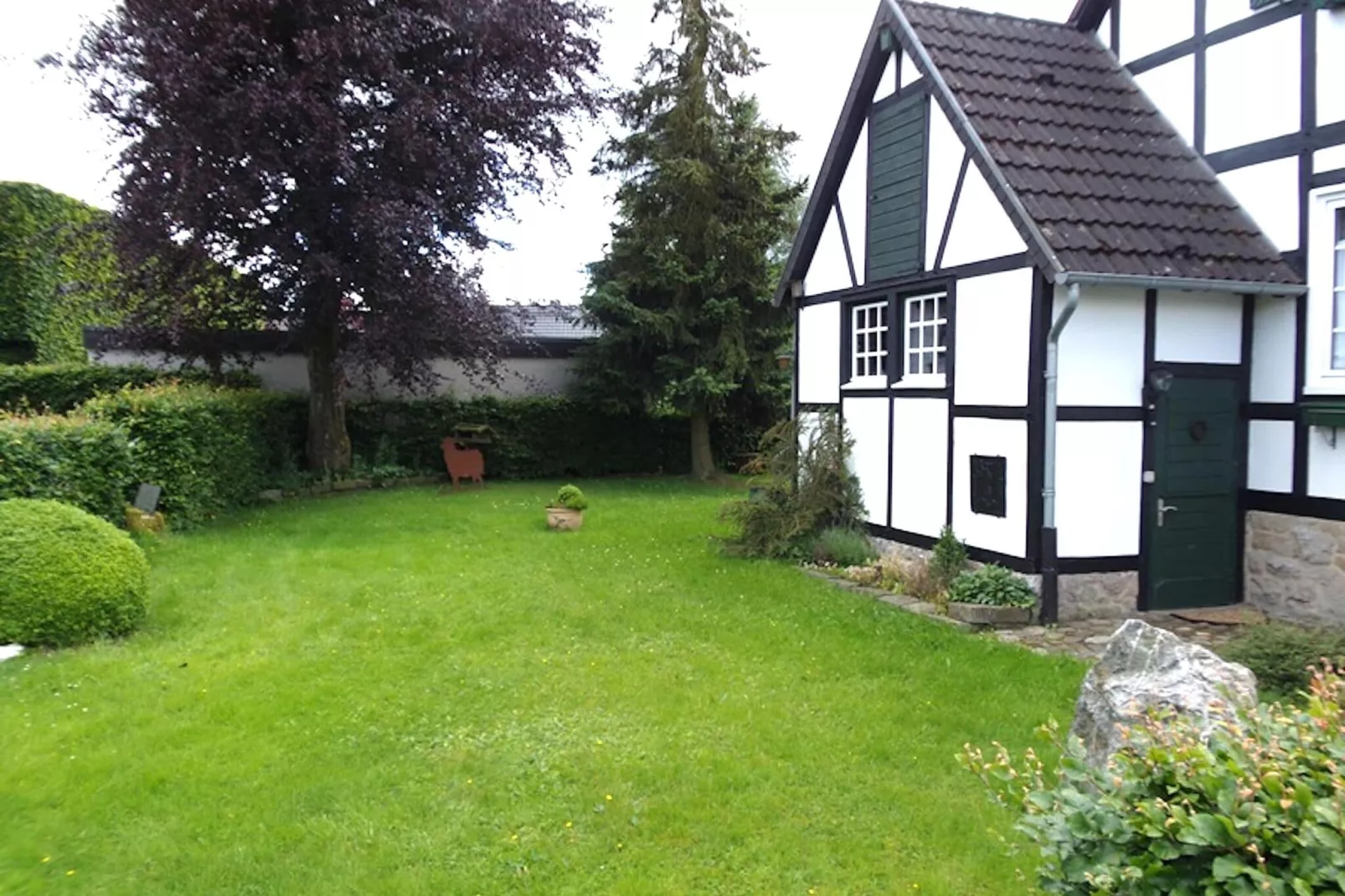 Ferienhaus Neurott Monschau-Kalterherberg-Buitenkant zomer