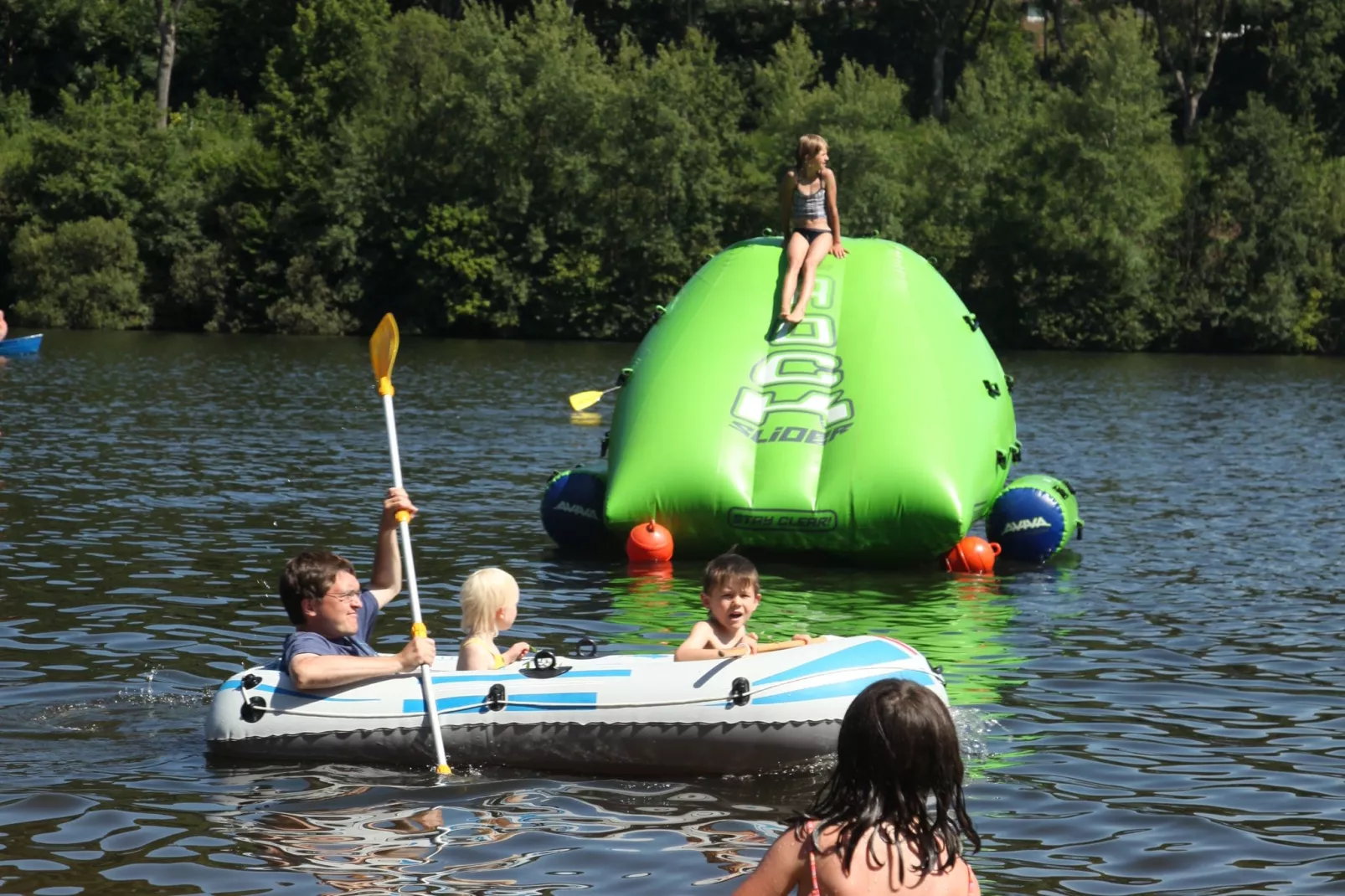 Eifelpark Kronenburger See 2-Gebieden zomer 1km