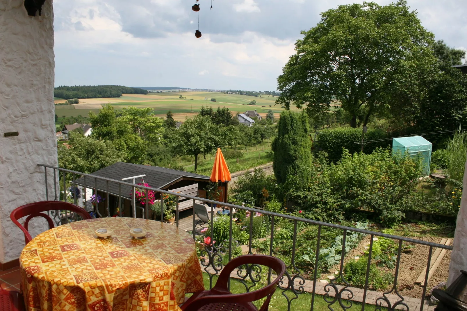 Scheune zur Schönen Aussicht-Terrasbalkon