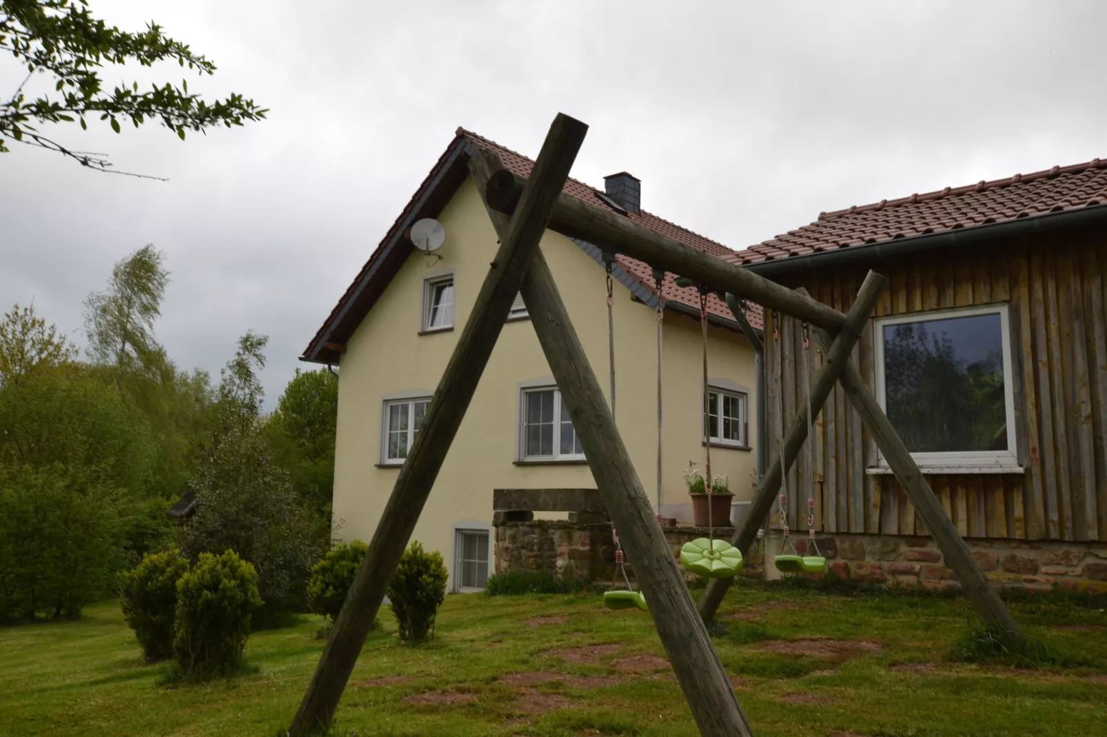 Ferienwohnung Grün - Buitenkant zomer