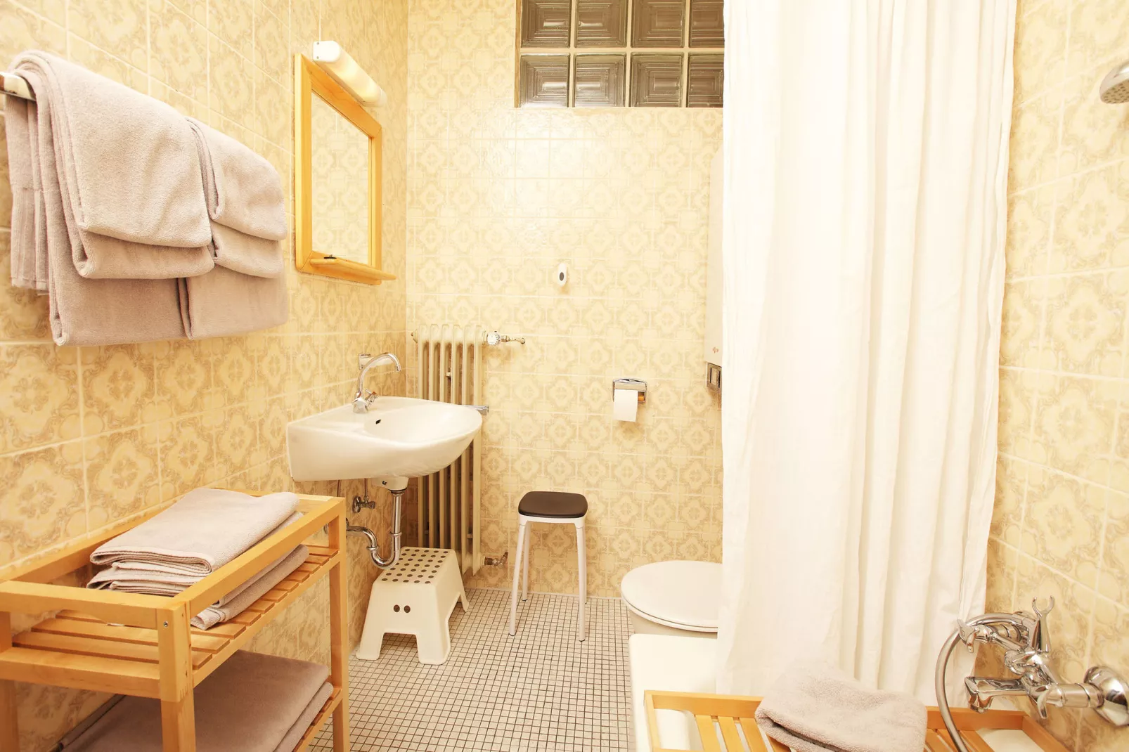Fabryshof 06-Badkamer