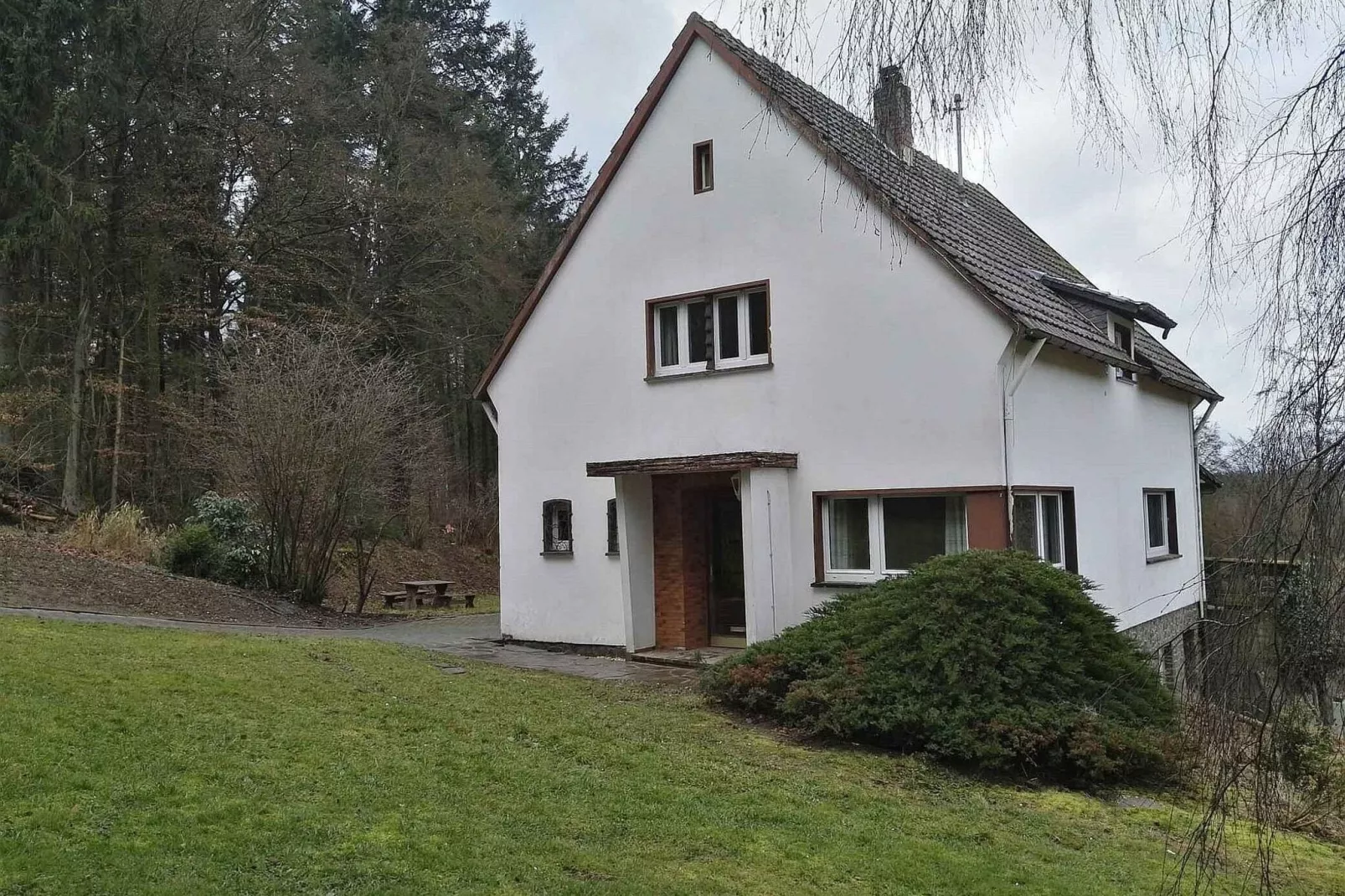 Altes Forsthaus-Exterieur winter
