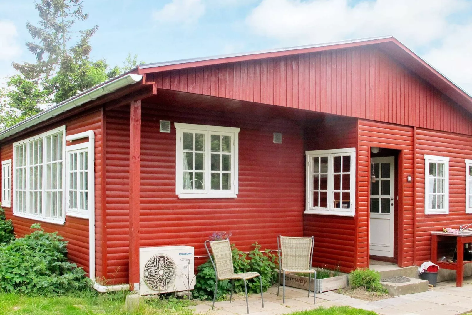Comfortabel vakantiehuis in Sealand met een terras