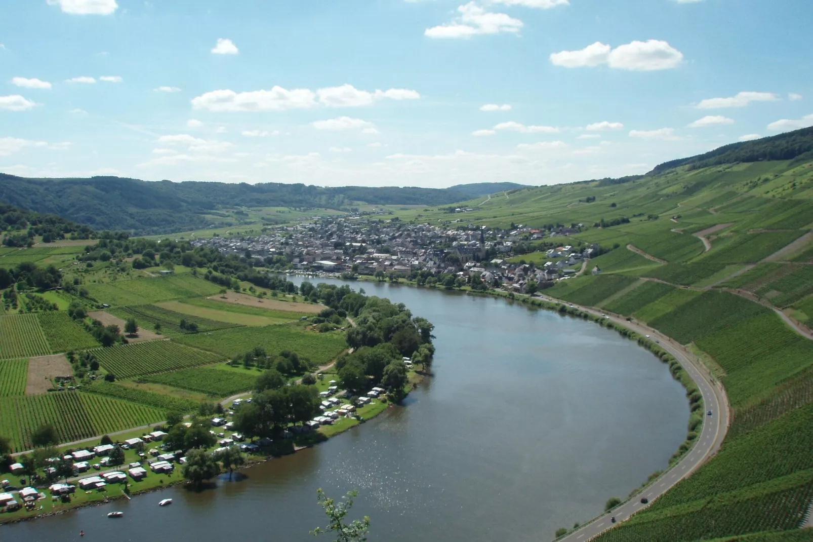 Ferienweingut Emmerich-Gebieden zomer 20km