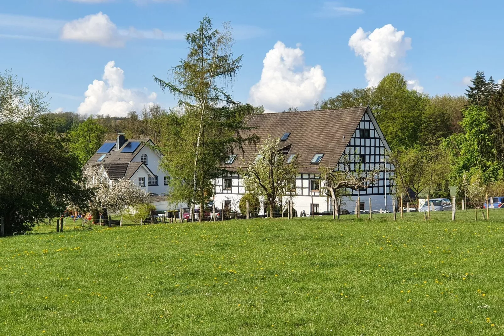 Ferienwohnung Silbecke-Uitzicht zomer