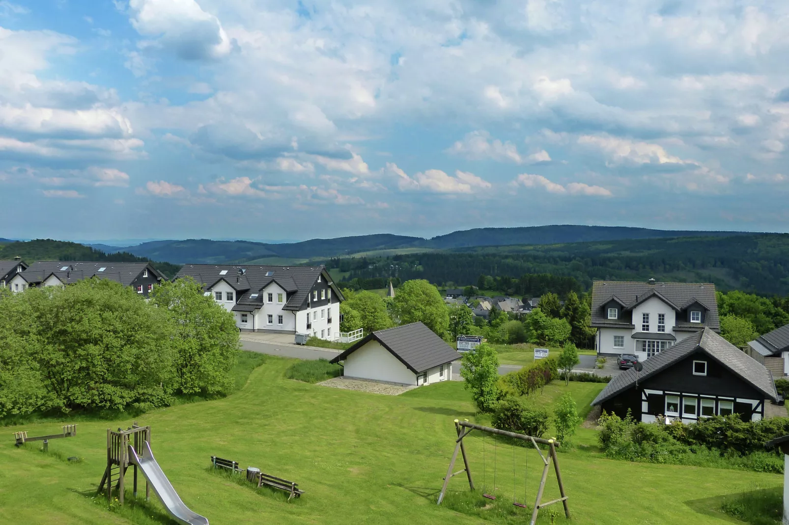 Hochsauerlandblick-Uitzicht zomer
