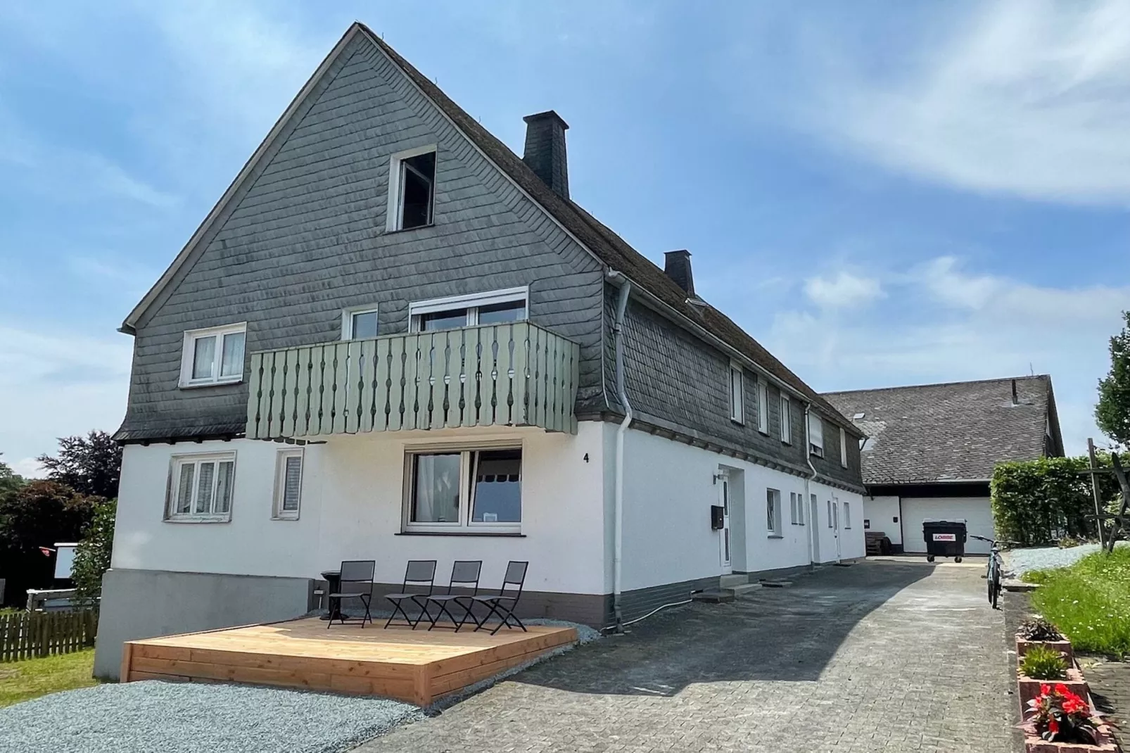Neuastenberger Straße 4 - Neuastenberg-Buitenkant zomer