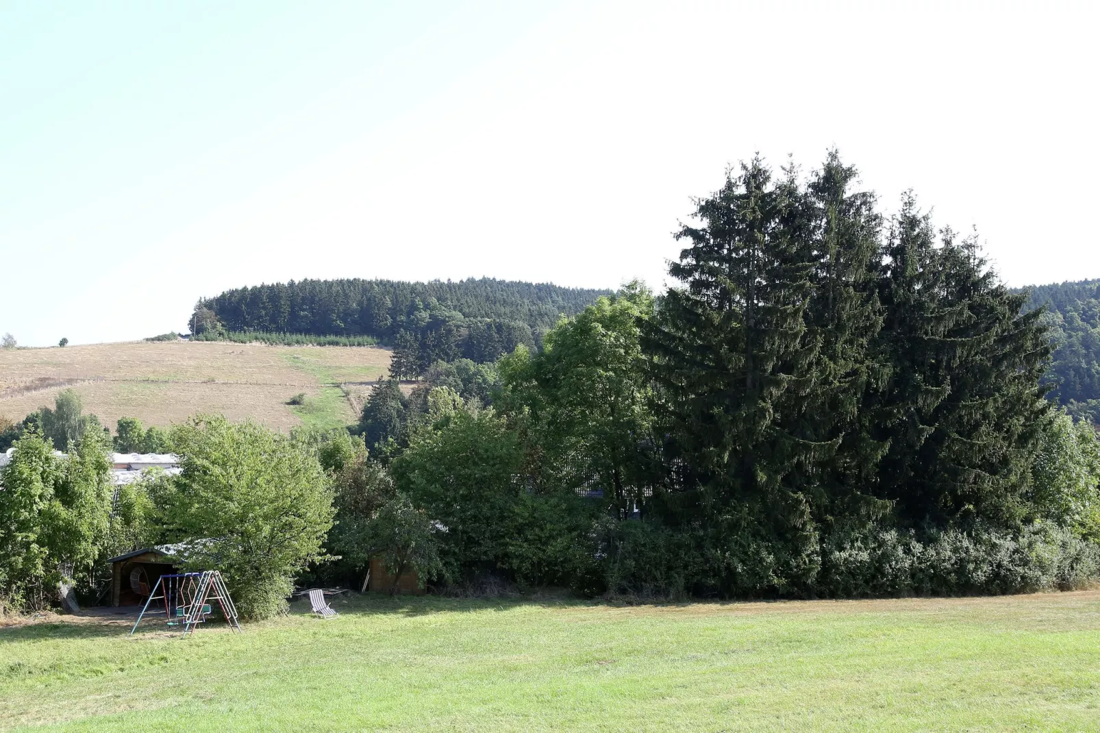 Grabenhaus-Uitzicht zomer