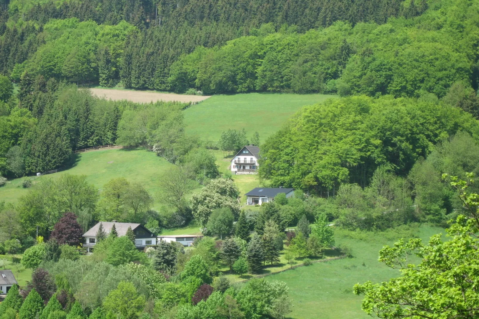 Gruppenhaus Hochsauerland-Gebieden zomer 1km