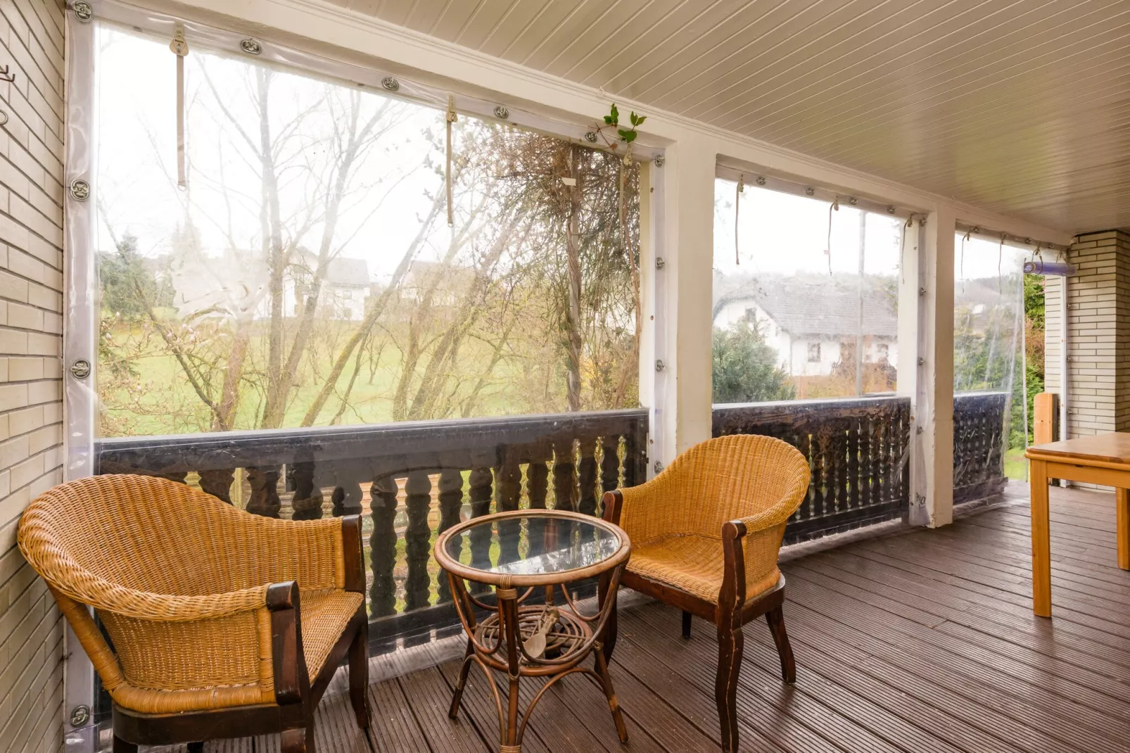 Gruppenhaus am Bach-Terrasbalkon