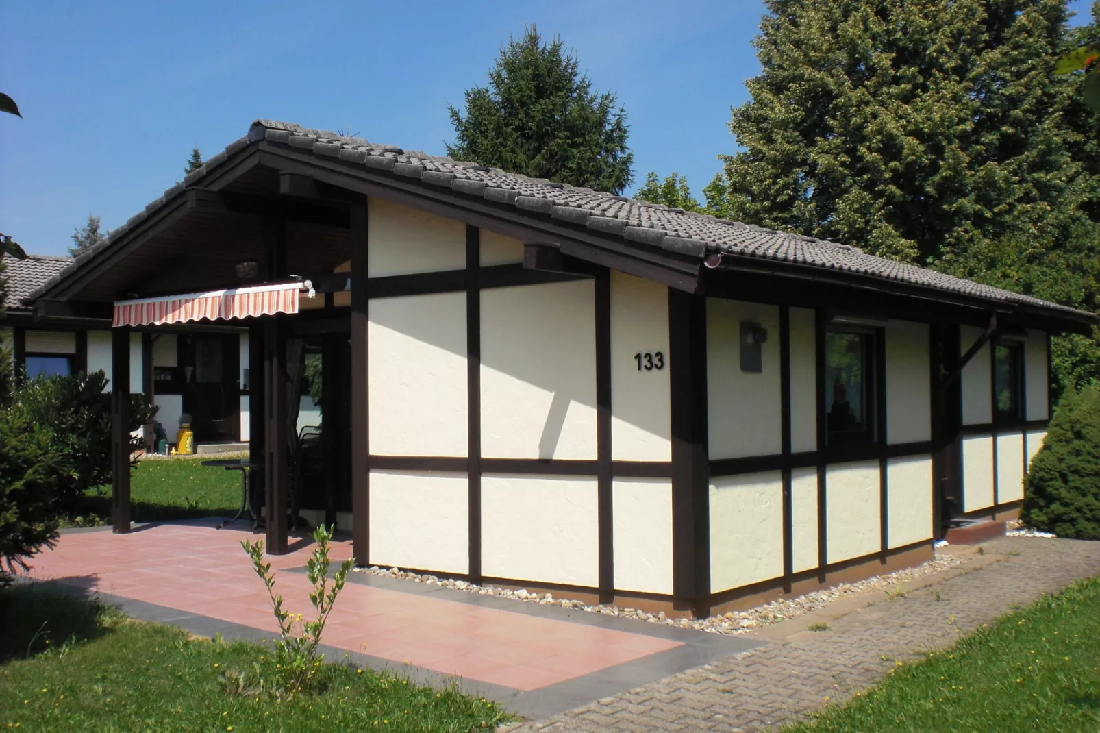 Feriendorf Waldbrunn 2-Buitenkant zomer