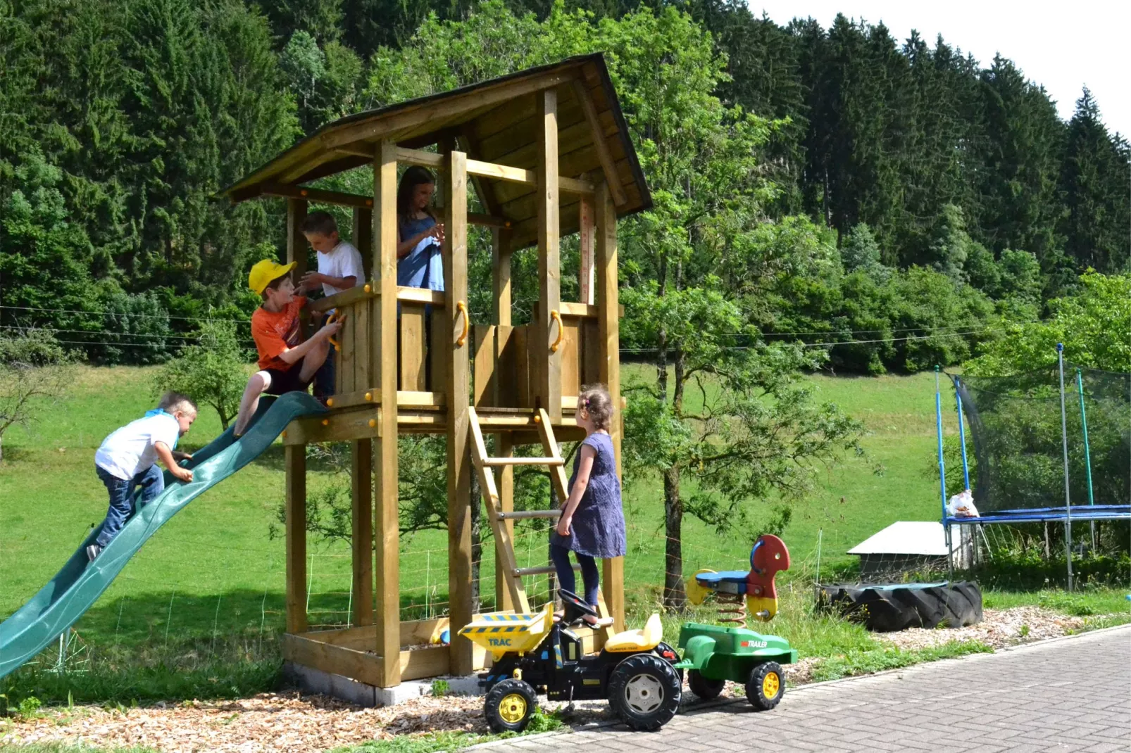 Am Stulzenhof-Tuinen zomer