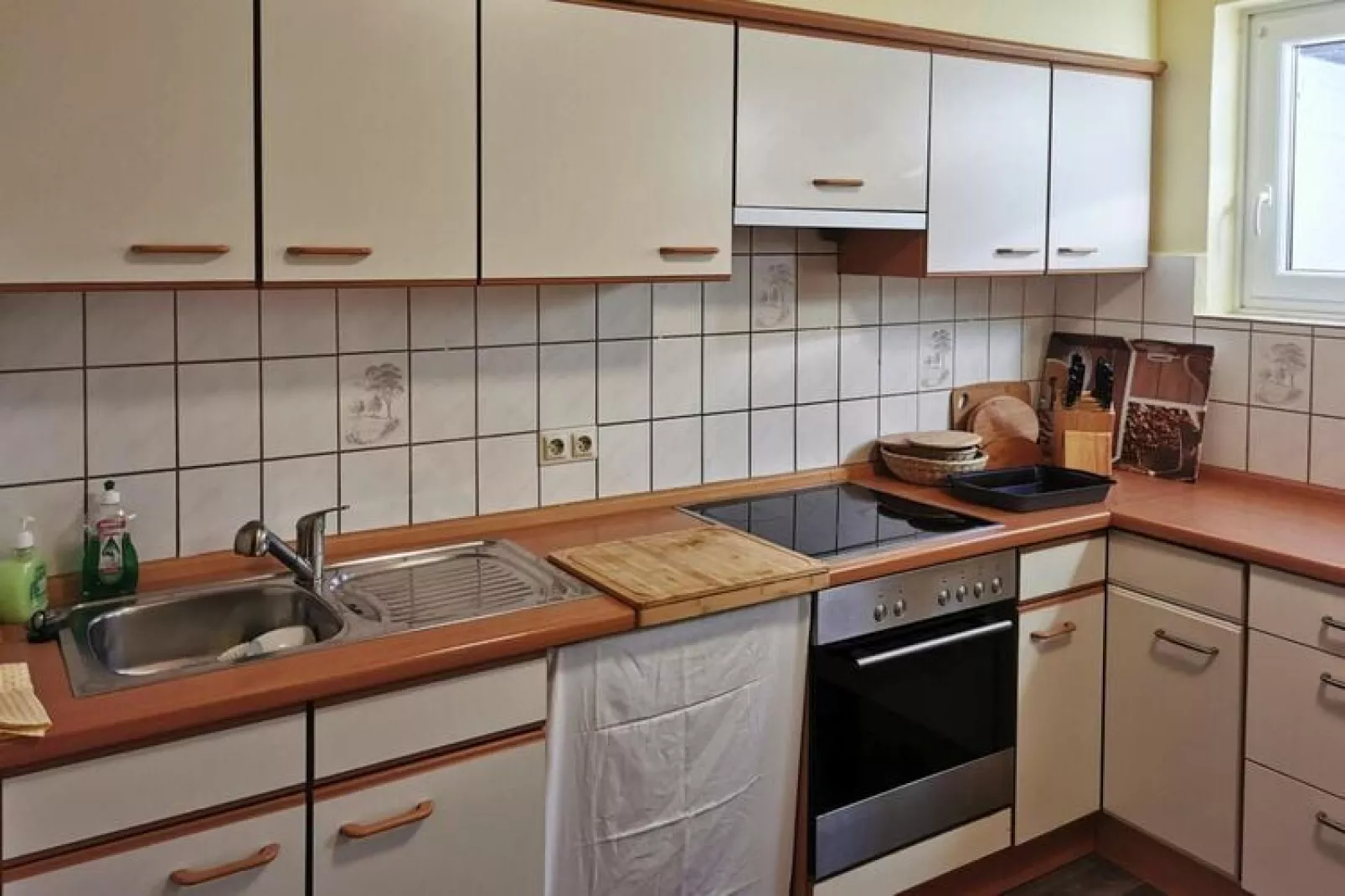 Kombination Bärenhütte  Hirschblick 8 Erw 2 Kinder-Keuken