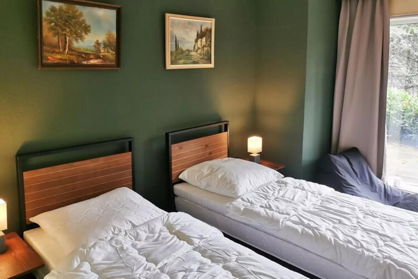Kombination Bärenhütte  Hirschblick 10 Erw 2 Kinder-Slaapkamer