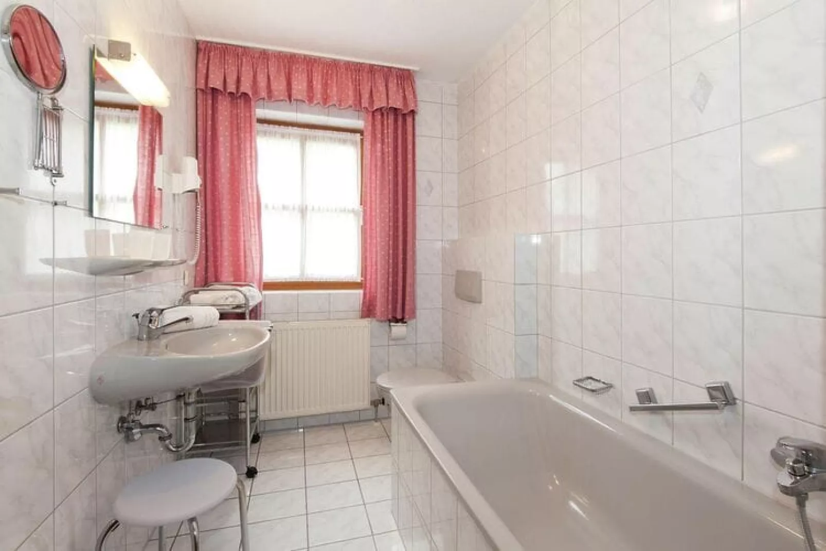 Bodenmais-1-2 Personen 50 qm-Badkamer