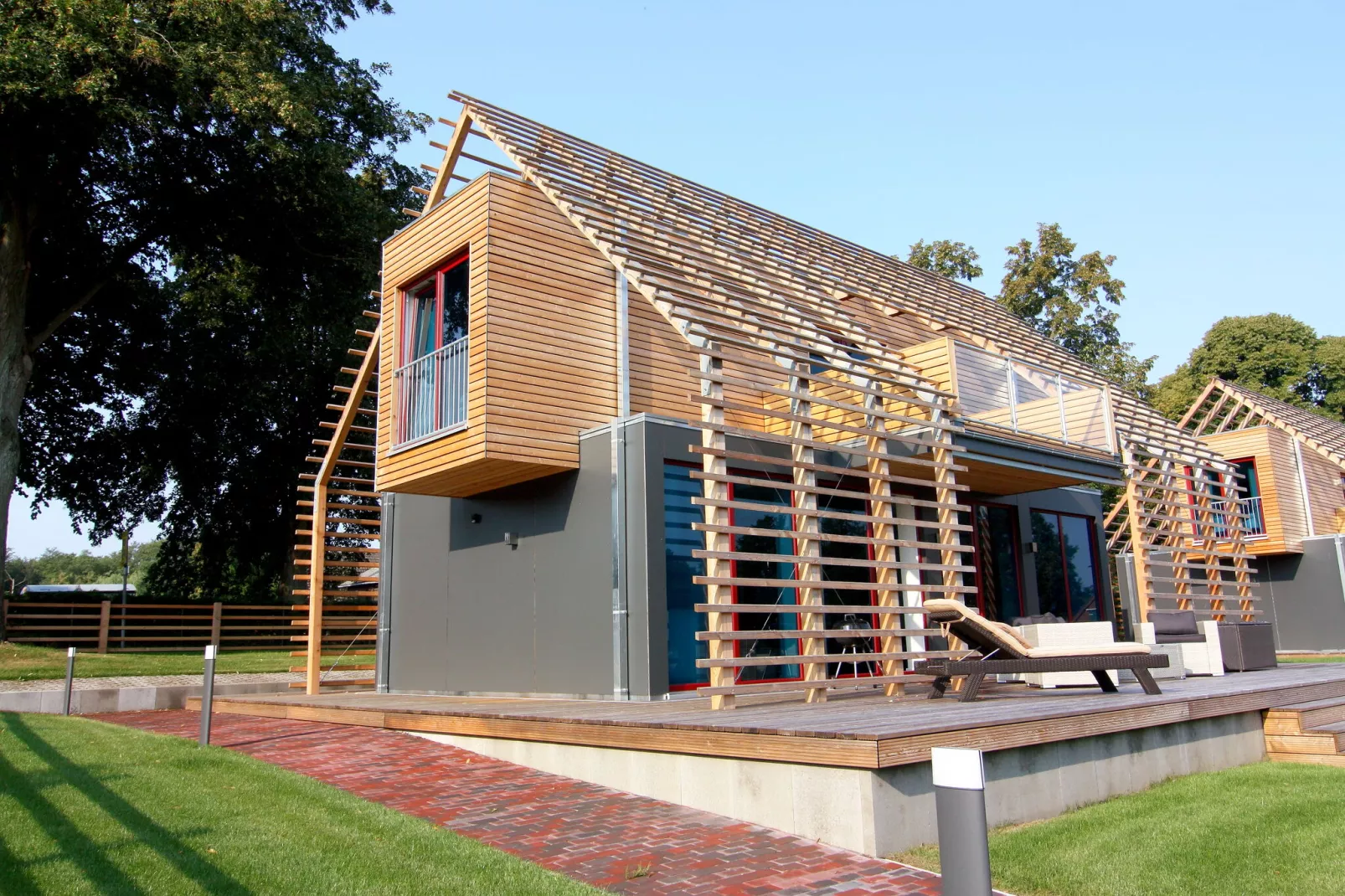 Maria Haus 1 links 80 qm-Buitenkant zomer