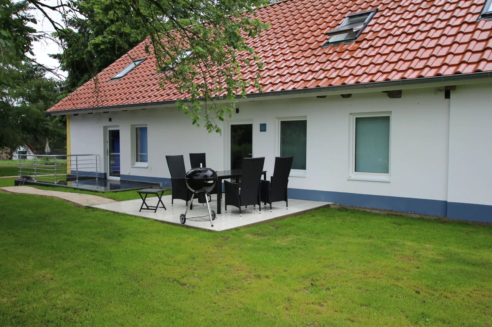 Reihenhaus Tulpe-Buitenkant zomer