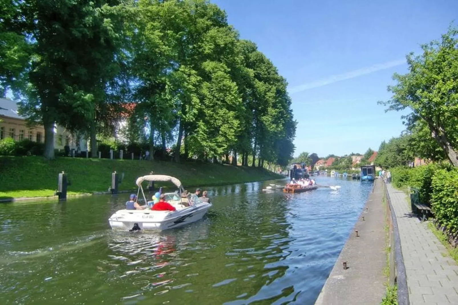 Reihenhaus Hafenflair / Haus 2 / Wohnungen 7 und 9-Gebieden zomer 1km