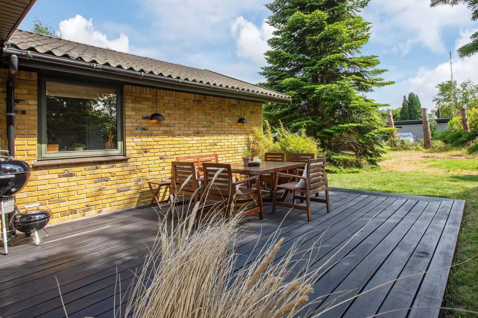 Lichte Cottage met Tuin Terras-By Traum-Uitzicht