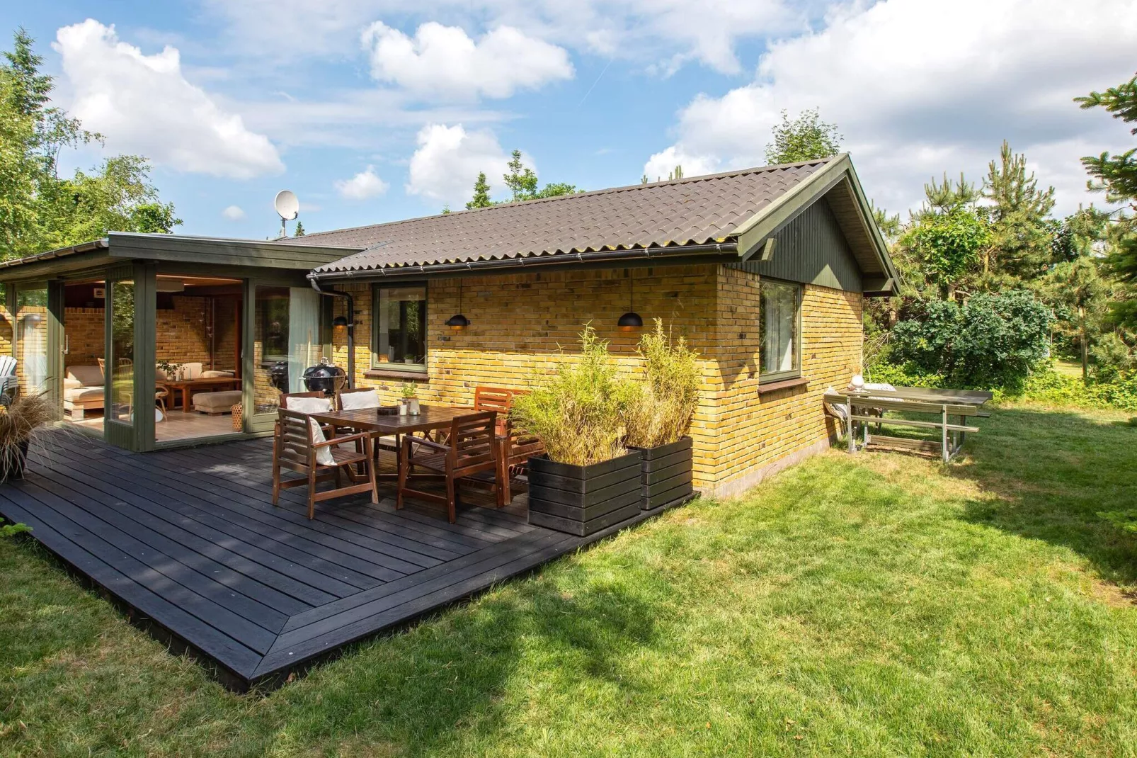 Lichte Cottage met Tuin Terras-By Traum-Uitzicht
