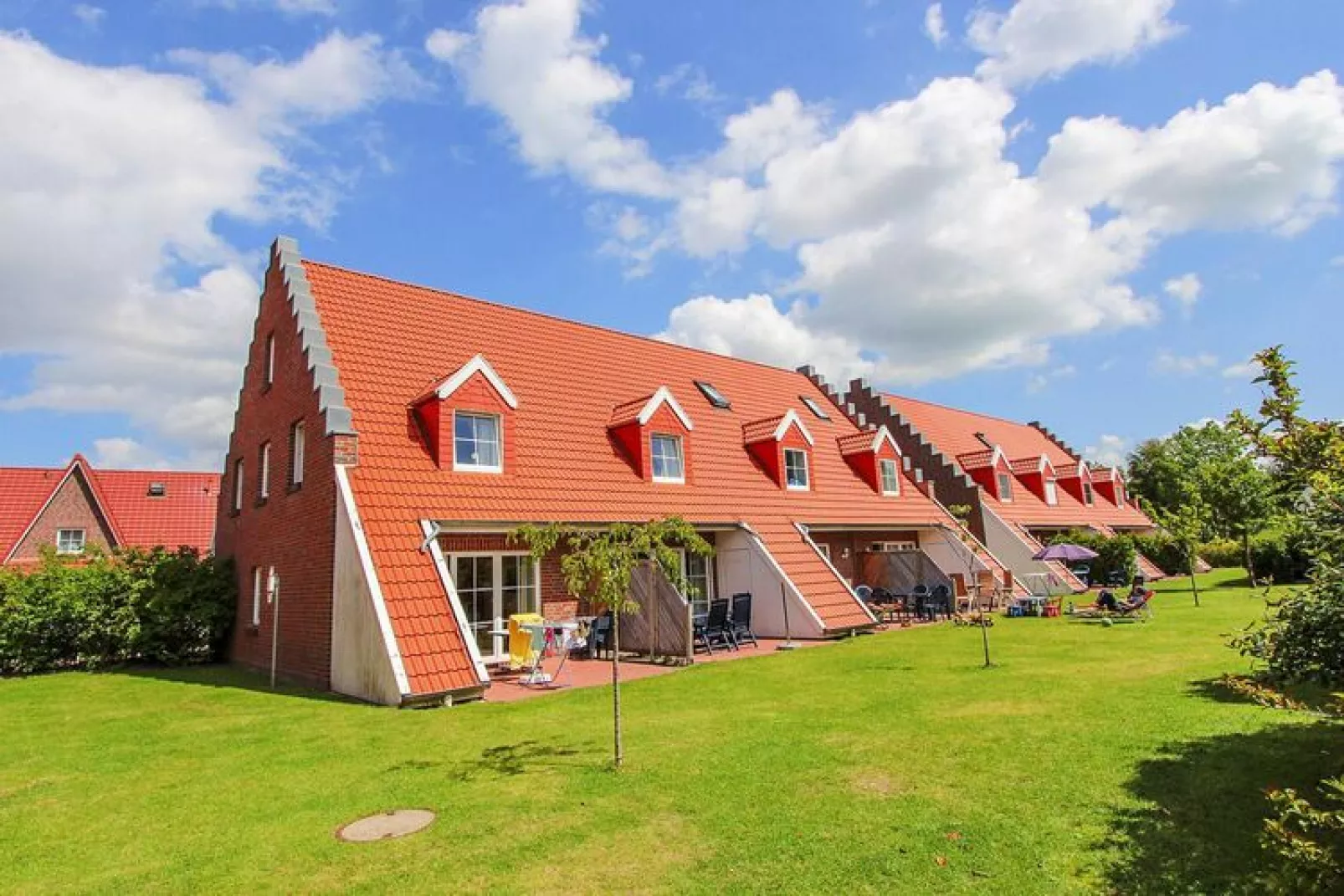4-Raum-Reihenhaus ca 70 qm Typ A-Buitenkant zomer