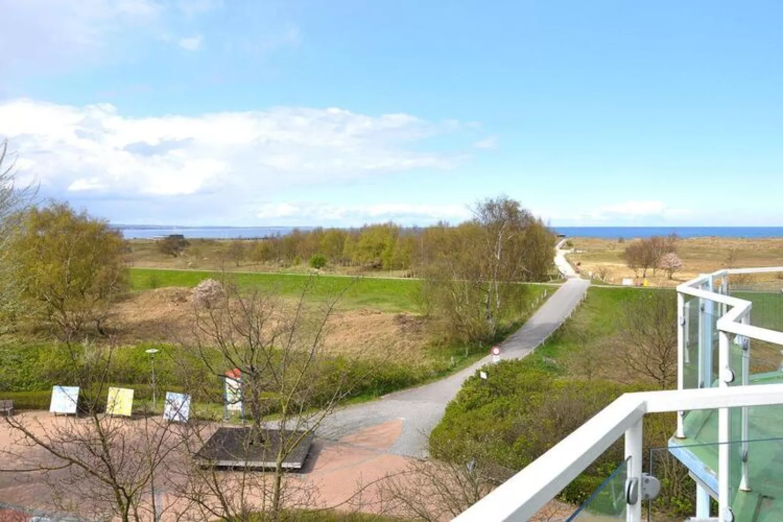 1-Zimmer-Apartement "Am Park"-Buitenkant zomer