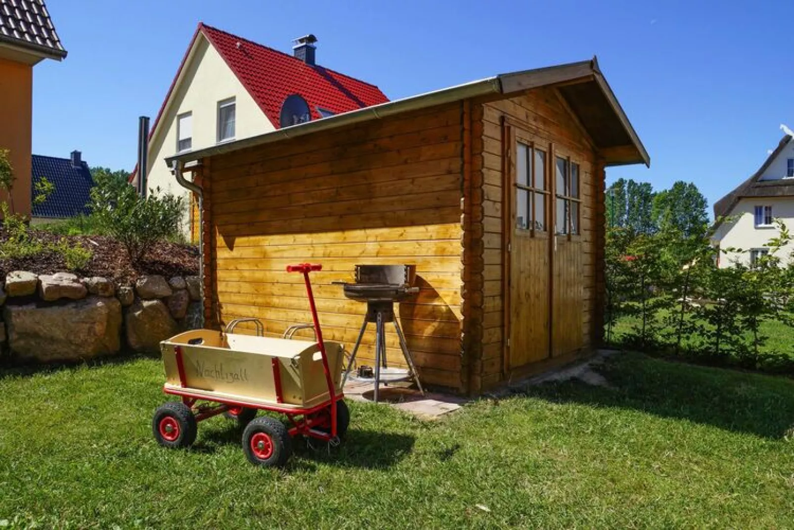 Ferienhaus Nachtigall in Glowe-bis zu 6 Pers-Buitenkant zomer