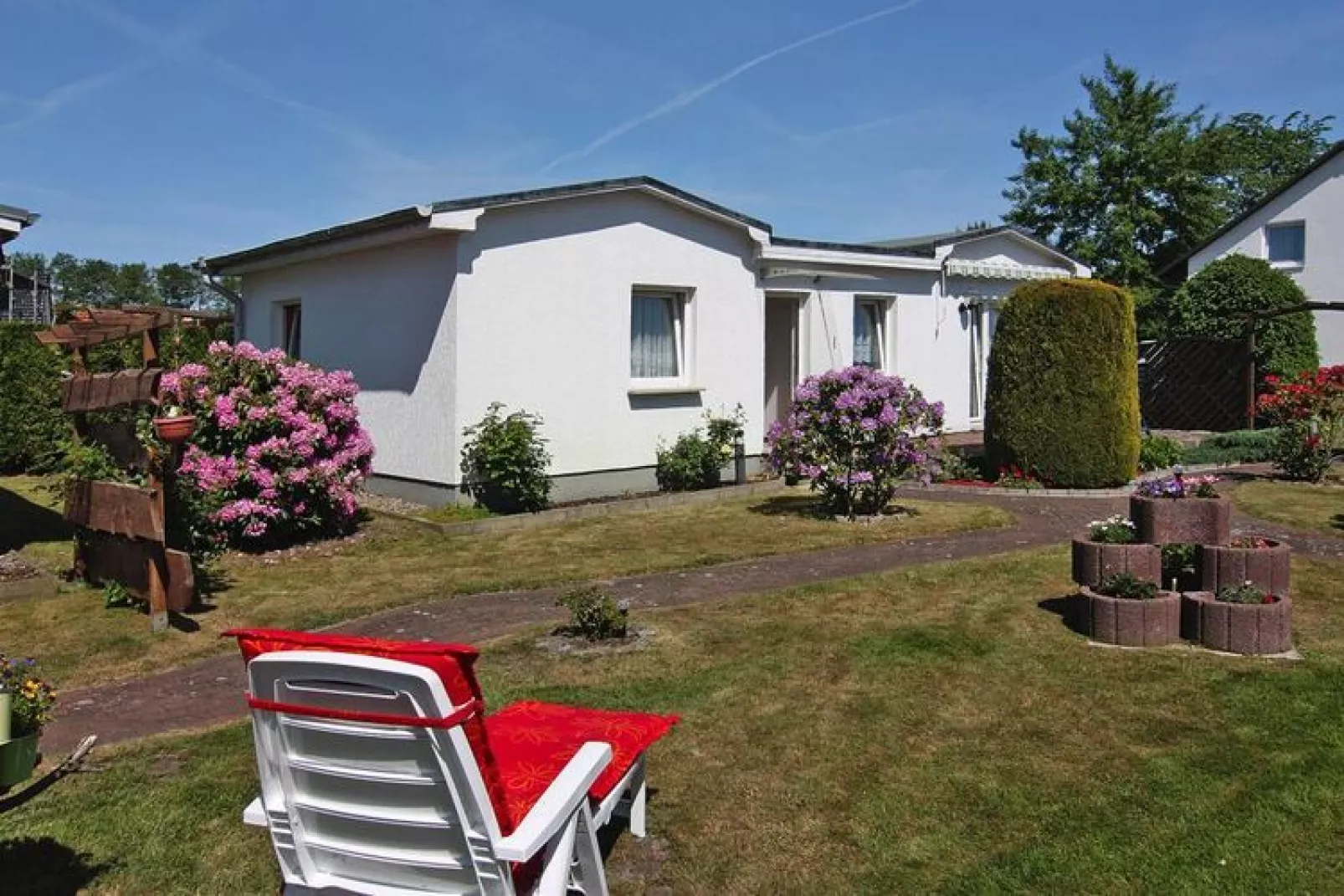 Bungalow B4-Buitenkant zomer