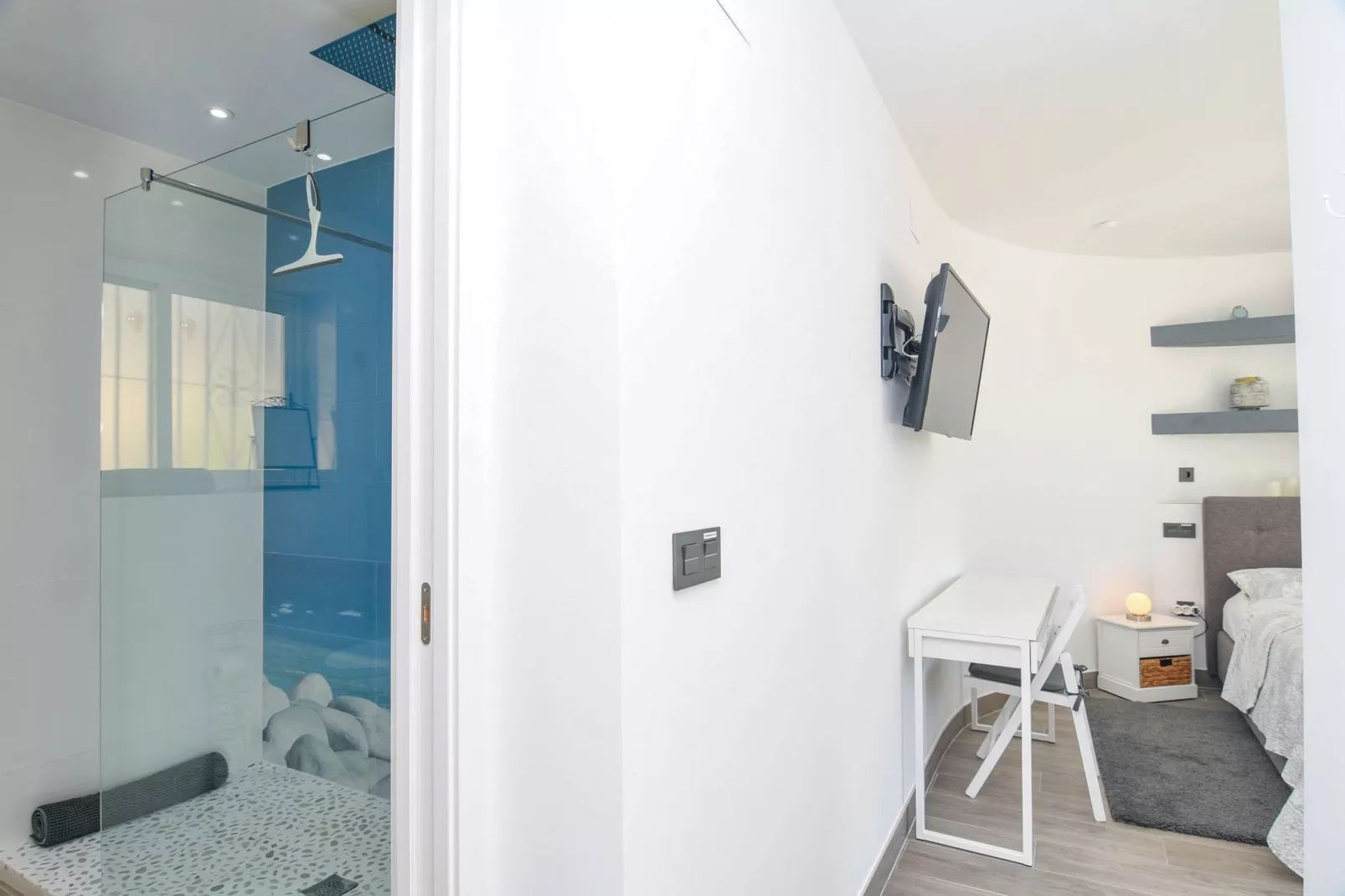 Villa Paradiso-Badkamer