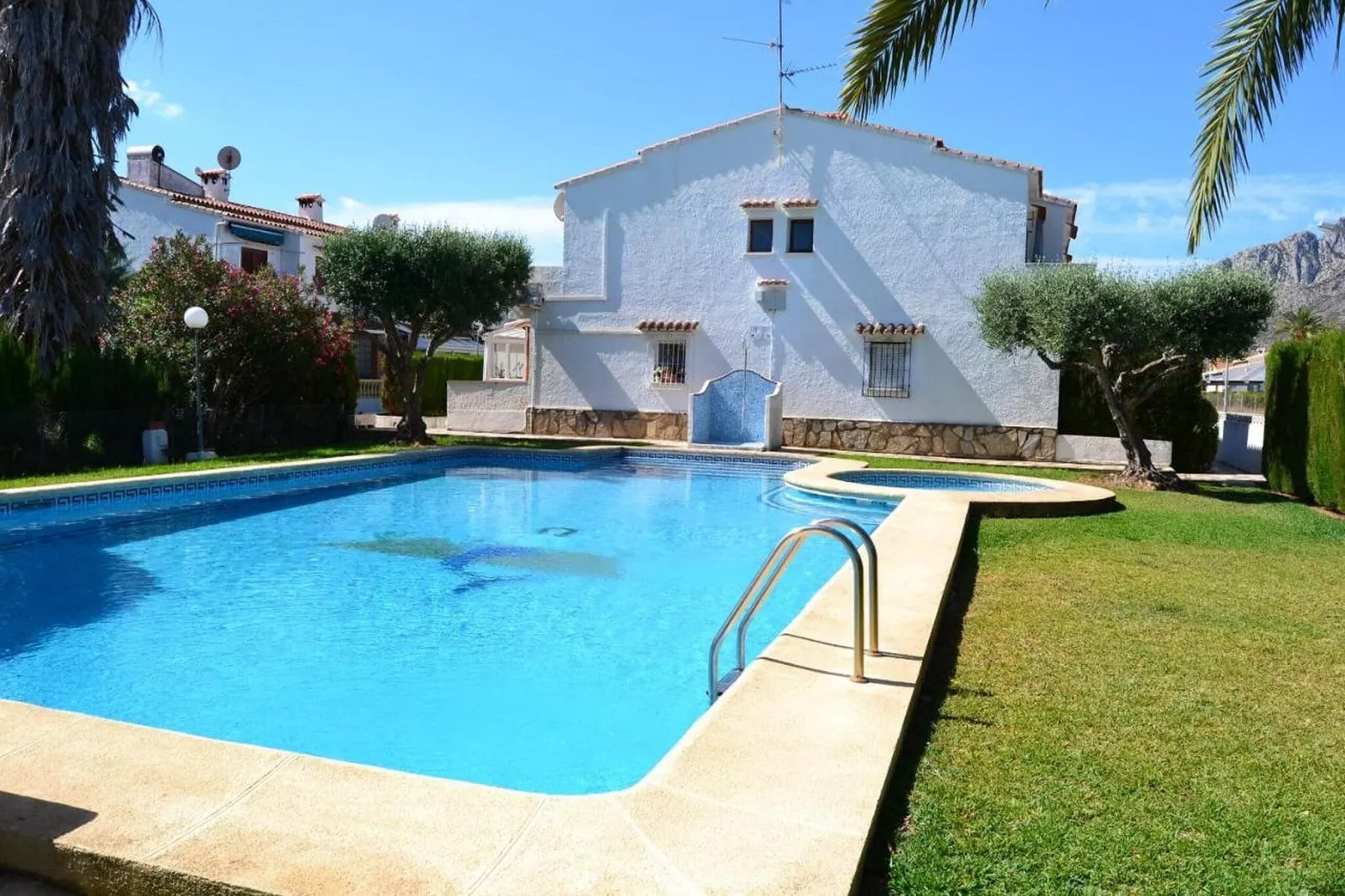 Villa Mimosa-Zwembad