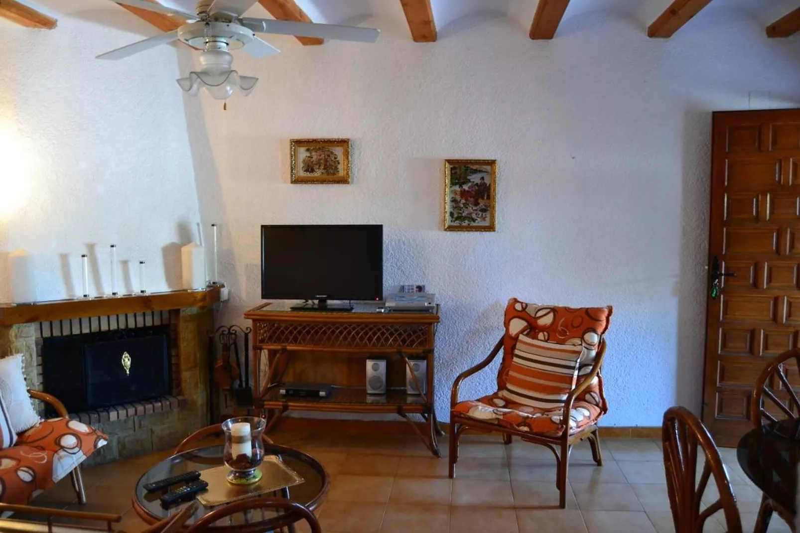 Villa Mimosa-Woonkamer