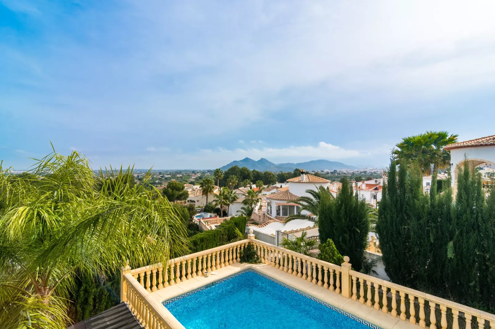 Casa Montaña de Alegria-Uitzicht zomer