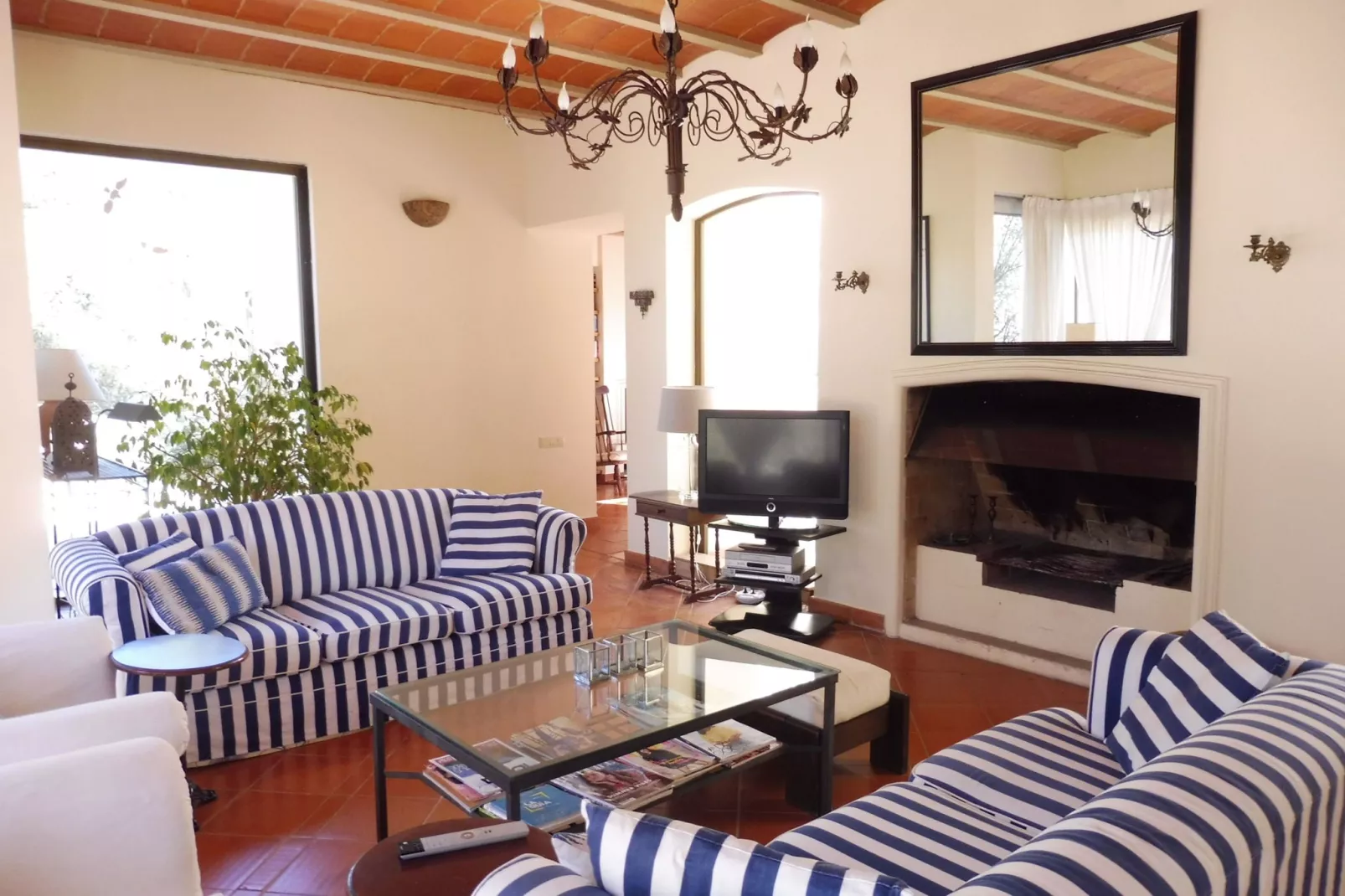 Casa Lourdes-Woonkamer