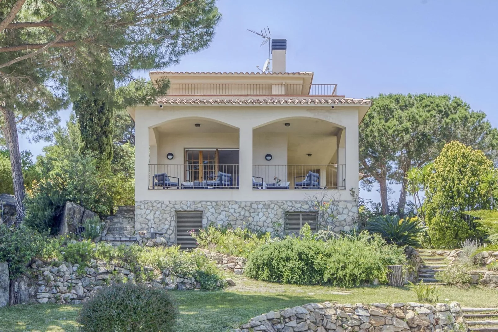 Villa Portinyol-Tuinen zomer