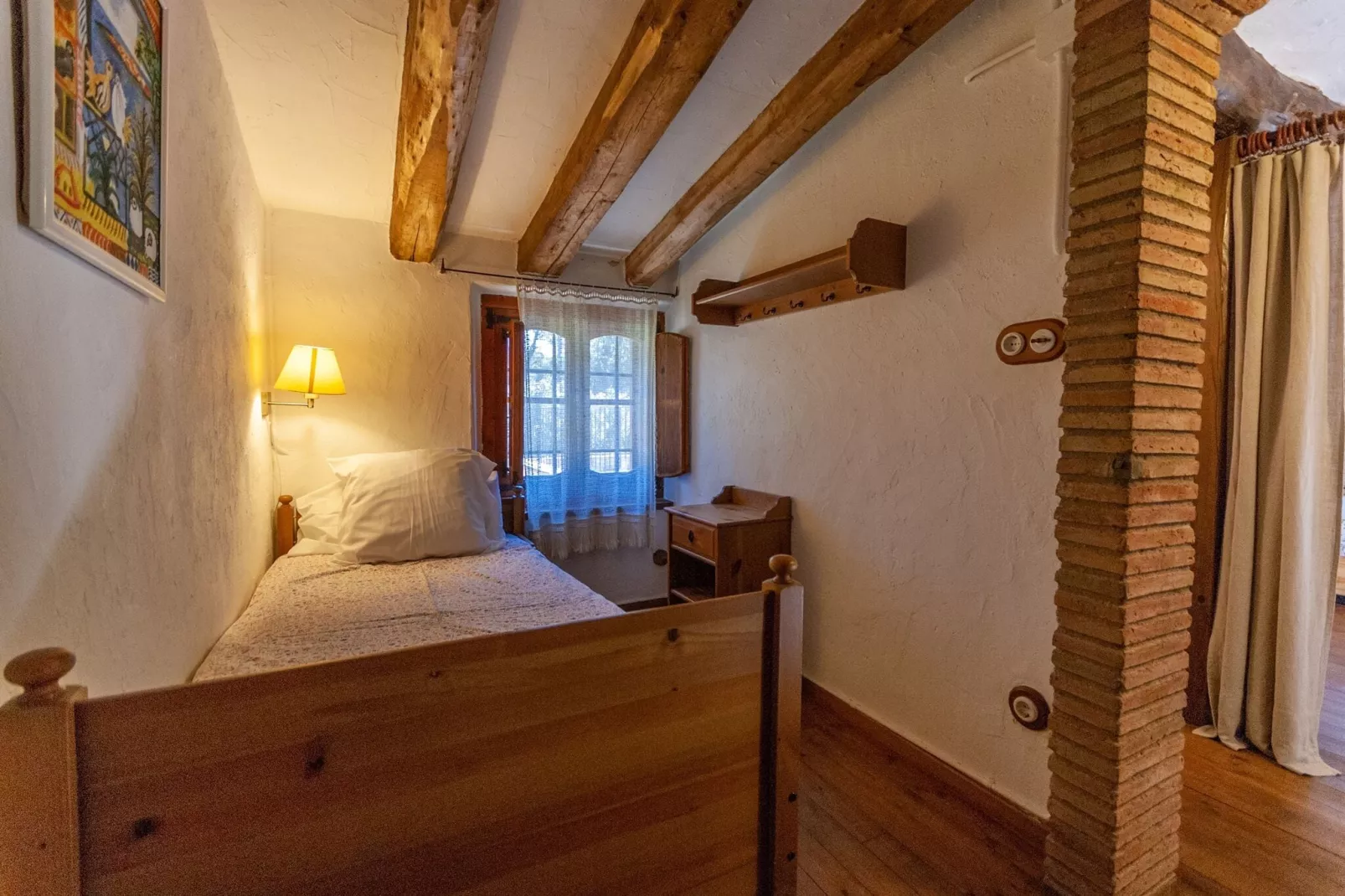 Can Vives-Slaapkamer