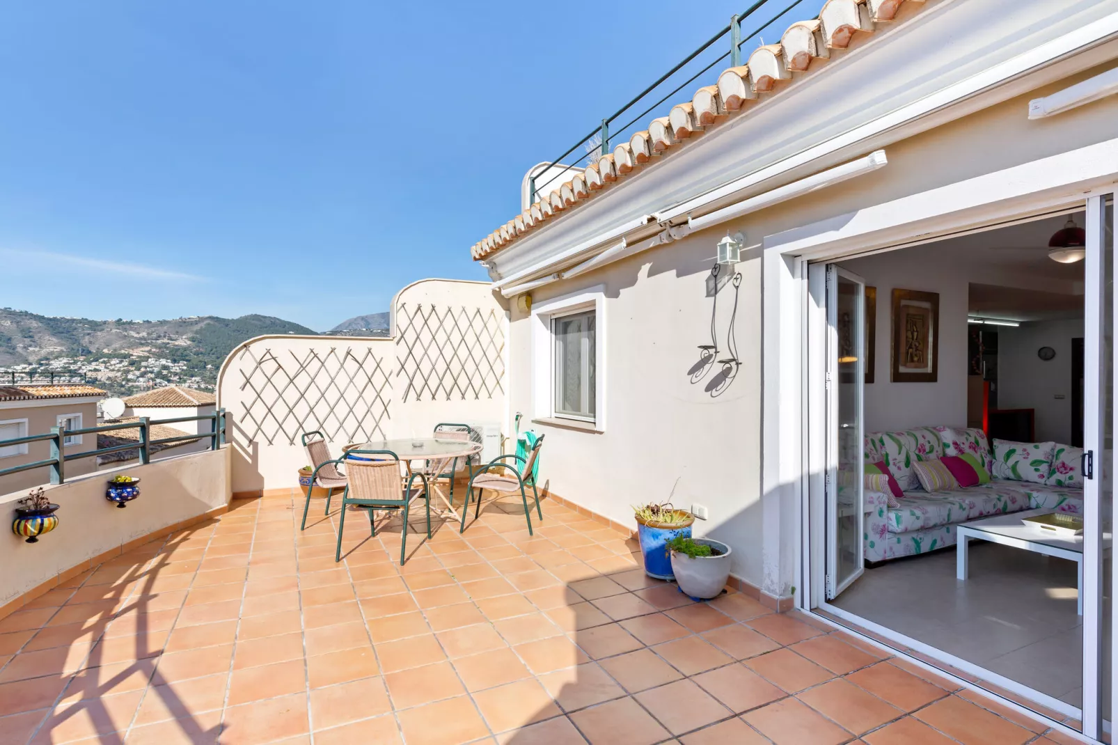 Apartamento con vistas al mar en La Herradura-Terrasbalkon