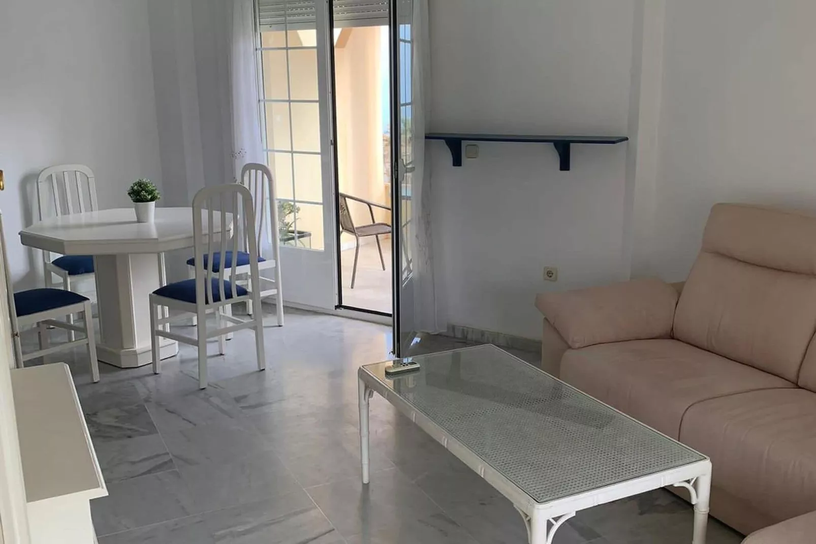 Paseo Marítimo-Woonkamer