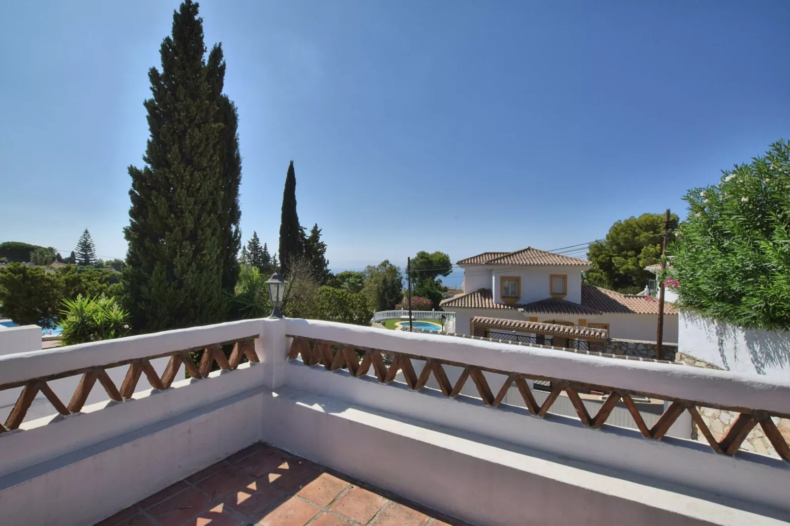 Villa Calle Segovia Benalmadena 8 pers-Uitzicht zomer