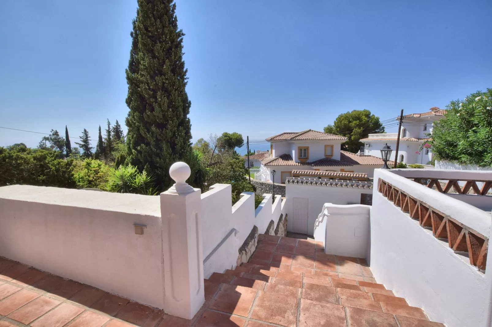 Villa Calle Segovia Benalmadena 8 pers-Uitzicht zomer