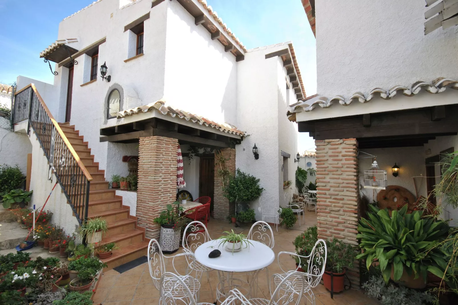 Cortijo las Monjas-Buitenkant zomer