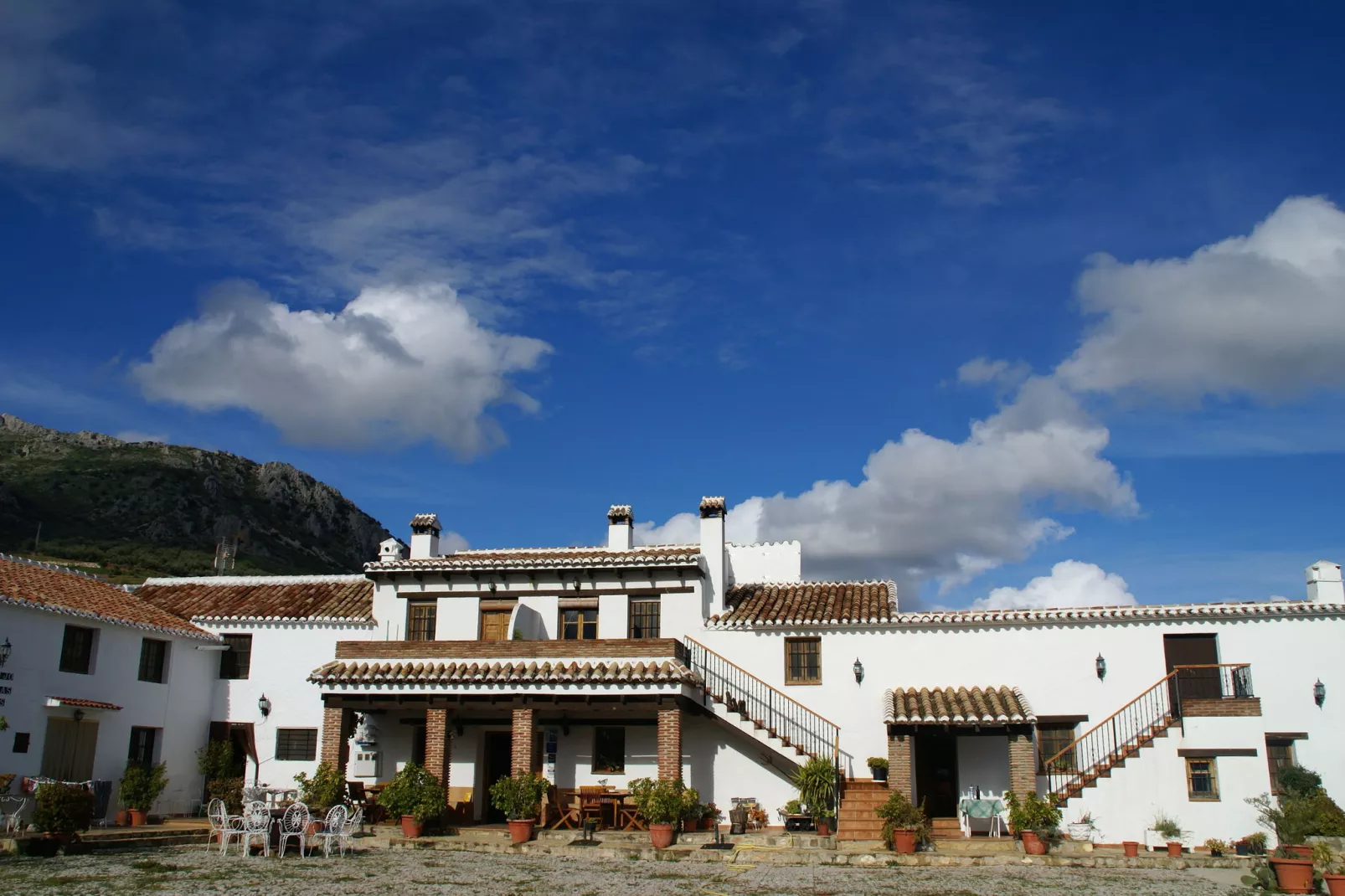 Cortijo las Monjas-Buitenkant zomer