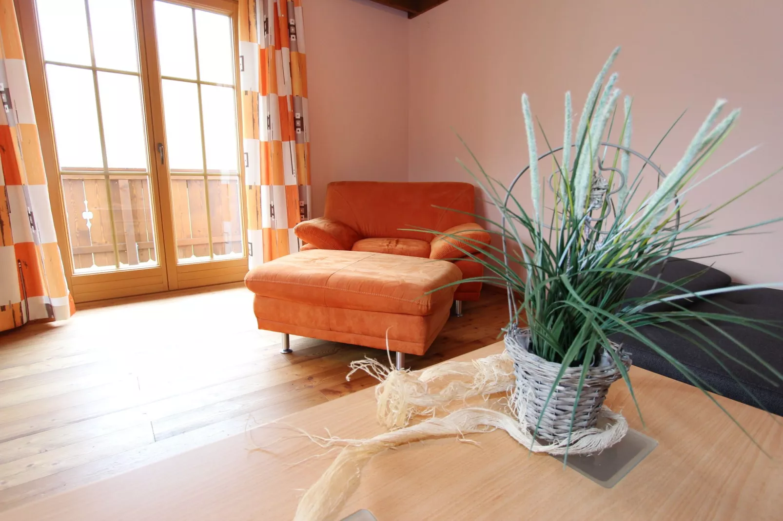 Prachtig appartement in Salzburgerland met zonnig balkon-Woonkamer